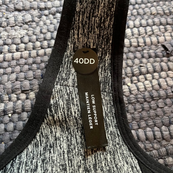 Pennington’s NWT Activezone Sports Bra Black 40DD/40E - Picture 7 of 10